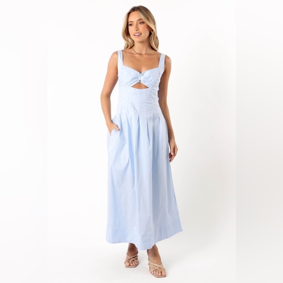 white christmas dresses Aubrey Cutout Midi Dress main image 1